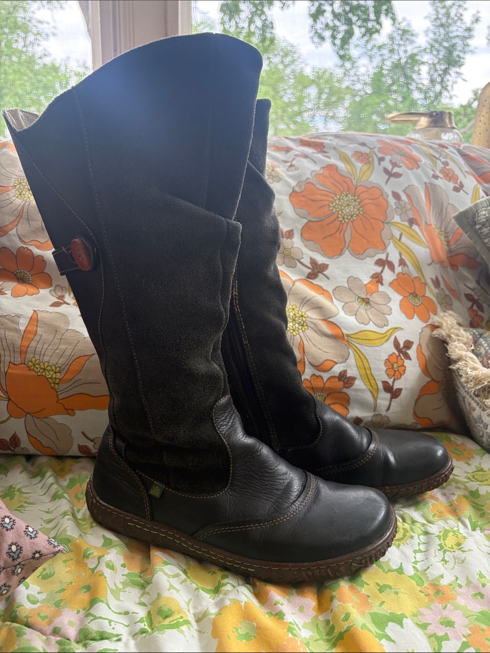 El Naturalista Tall Black Leather and Suede Boots